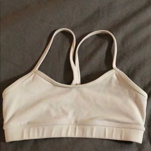 Lululemon power y sports bra
